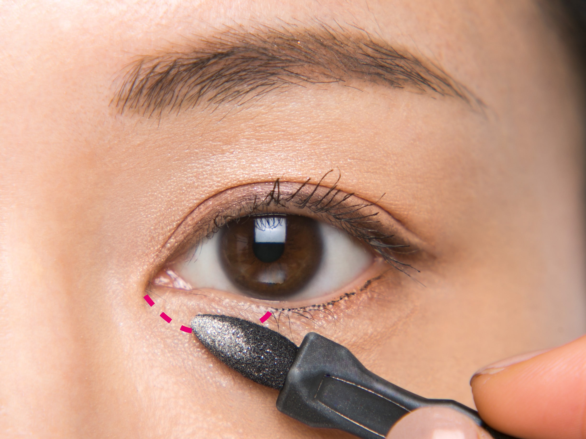 Brown Eye Makeup: Best Eyeshadows for Brown Eyes | WHO Magazine